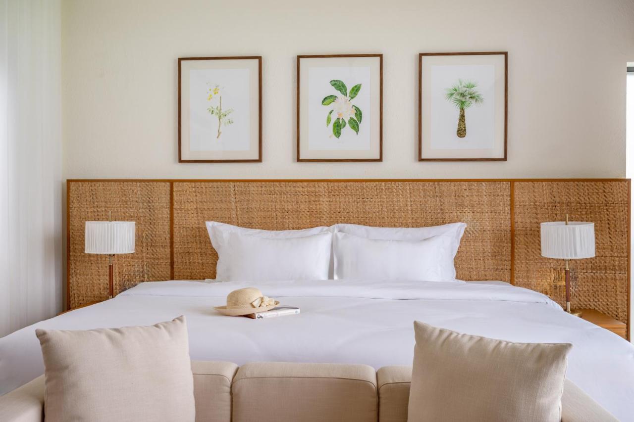 Mysa Zinc Journey By The Fern, Nani Devati Hotel Sānand Exterior foto